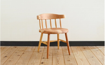 紀州スギのコシイス / 和歌山 田辺市 龍神村 紀州材 紀州杉 杉の木 スギ 桜 サクラ 椅子 チェア 木の椅子 家具【gwo022-1】