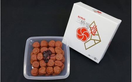 紀州南高梅　しそ梅（塩分13%）　700g  / 田辺市 紀州南高梅 南高梅 梅干し 梅干 梅  肉厚 お米 おにぎり 焼酎 梅酒 健康 【ske009-1】