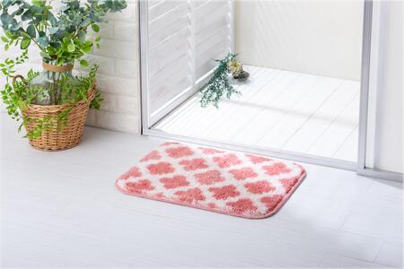 コスモトロンで作った人気のモロッカン柄吸水速乾バスマット縦４５cmX横６０cmピンク