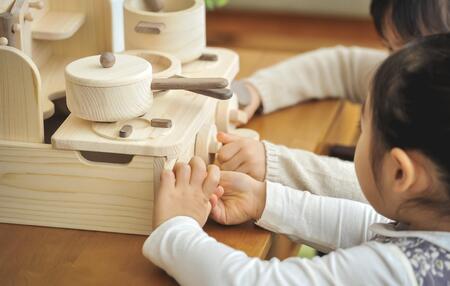 国産檜 おもちゃ IKONIH／アイコニー ミニキッチン