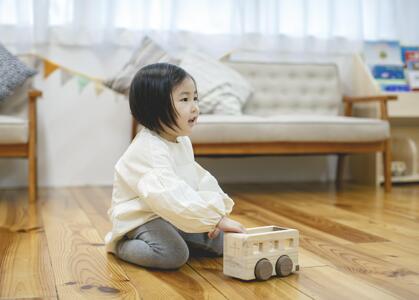 国産檜 おもちゃ IKONIH／アイコニー オルゴールバス