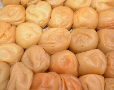 【ギフト用】高級南高梅うす塩・邑咲(昆布旨味)個包装計20粒入 紀州塗箱 網代模様仕上 【SW78】