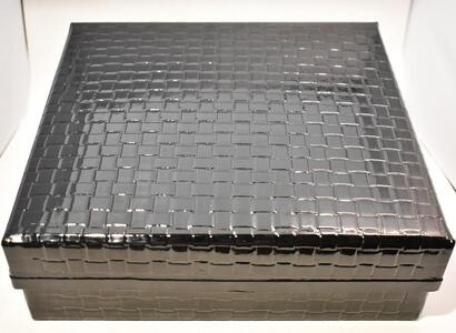 【ギフト用】高級南高梅うす塩・邑咲(昆布旨味)個包装計20粒入 紀州塗箱 網代模様仕上 【SW78】