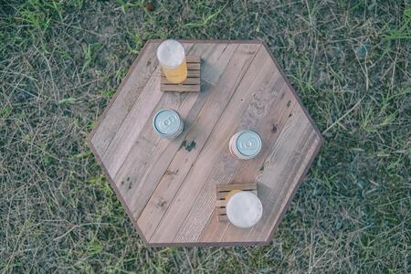 アウトドア用【ヘキサゴン形 折りたたみテーブル】(SIL CAMP)