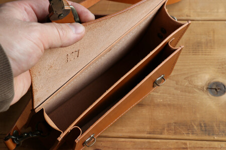 【ブラウン】SB-01ショルダーバッグ