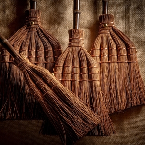 国産シダ箒　短柄【fkms004】