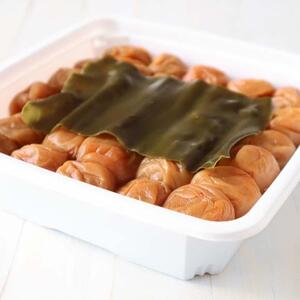 特選A級 昆布入り こんぶ梅干し 900g kishusogo003B