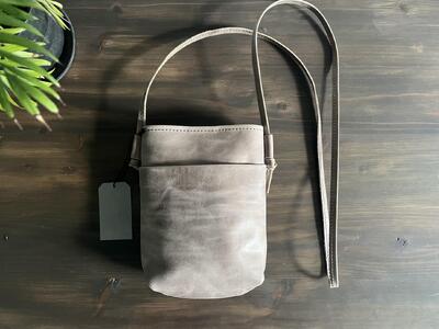 革職人が作る 本革サコッシュL 【ブラック】