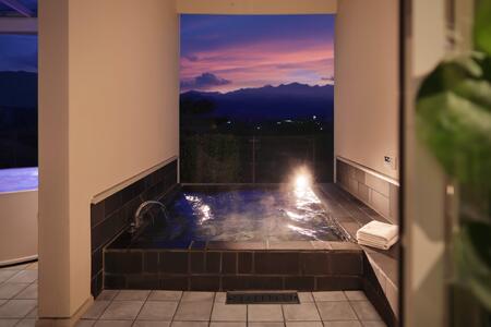 【クリスタルヴィラ白浜】ペットと泊まれる露天温泉付きスイートヴィラ ペア宿泊