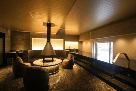 【ホテル川久】平休日1泊2食付ペア宿泊券《カワキュウスイート（洋室）》