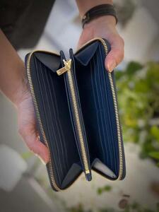 【極上】クロコダイルラウンドファスナー長財布 アイリスブルー