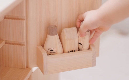 IKONIH ( アイコニー )  ままごと冷蔵庫/ おもちゃ 子供 こども オモチャ 玩具 プレゼント お祝い 木 出産祝い 安全 オーガニックトイ ファーストトイ 冷蔵庫【kip003】