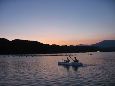 森浦湾カヤック体験（小人） 3歳～小学生　太地フィールドカヤック2時間体験コース / アクティビティ レジャー 体験チケット 観光【tgk105】