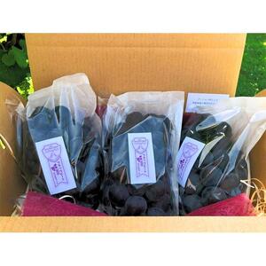 ぶどう ブラックビート 1.5kg (進物用)