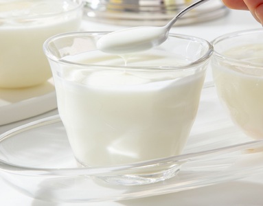 源吉兆庵乳業<ヨーグルトフォーシーズンズ>カップヨーグルトアソート9個入(プレーン加糖、マンゴー、イチゴ 各2、プレーン無糖、アロエ、ブルーベリー)YA-50【天満屋選定品】