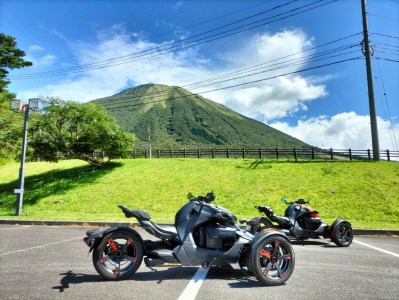 3輪バイク 普通自動車免許で運転できる トライクで大山を周遊ツーリング体験とパンケーキセット 平日 土曜日用 鳥取県米子市 ふるさと納税サイト ふるなび