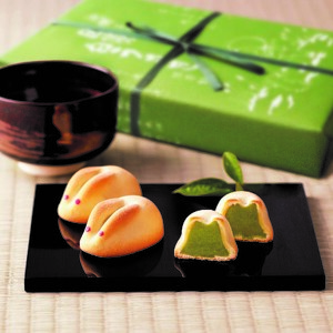 因幡の白うさぎ(黄身餡16個入り、抹茶餡8個入)【推し土産全国1位獲得！】【寿製菓株式会社 寿スピリッツグループ】