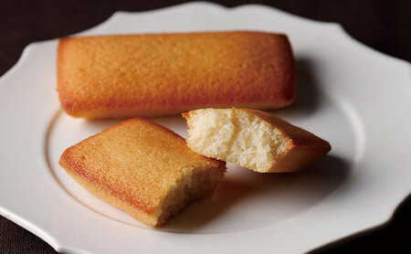 Y1003 【無添加スイーツ詰め合わせ】八頭のバウム焼き菓子ギフトセット〈大江ノ郷自然牧場より直送〉