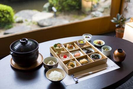 BARCOS RYOKAN 三朝荘「日帰り休憩スタンダードプラン」ペア利用券