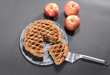 BARCOSの贅沢アップルパイ【2ホール】