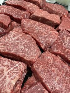 鳥取和牛のオーブン焼き（300ｇ）特製燻製ソース付