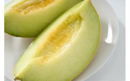 786.【先行予約】幻の「優香メロン」うれしい!3~4玉入 ※2026年6月下旬より順次発送予定