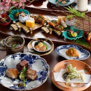 狗賓大山宿泊ご優待券(9000円分)【1693145】