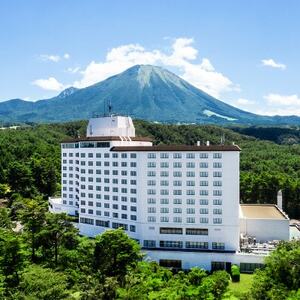 鳥取県大山 メルキュール鳥取大山リゾート＆スパ1泊2食オールインクルーシブ宿泊ペア招待券【1692213】