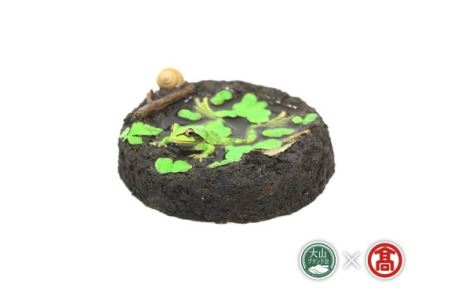 ＜カエル工房＞カエルフィギュア「雨蛙の水浴　模様あり｣（大山ブランド会）米子高島屋 50-BV1 0392