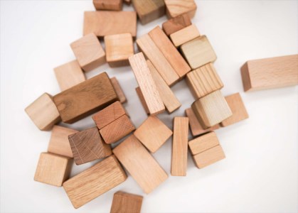イヤサカの積み木 木積 積み木 つみき 知育玩具 無垢材 ギフト 贈り物 プレゼント 誕生日 出産祝い お祝い 【178_2011】