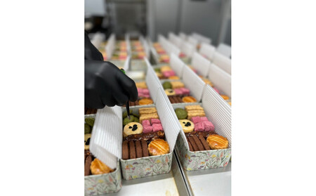 プティ・ボヌール　7種類のオリジナルクッキー缶