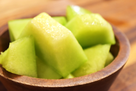 A-1152 糖度14度以上のアムスメロン　高級赤秀品　1玉