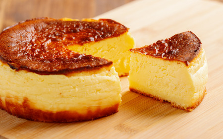 2種のケーキセット（バスク風チーズケーキ・アップルパイ） SRMJ020