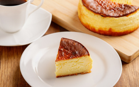 2種のケーキセット（バスク風チーズケーキ・アップルパイ） SRMJ020