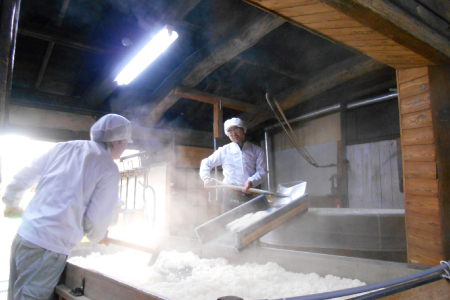 開春「西田（生もと純米）」＆開春生もと純米大吟醸セット【日本酒 2本 セット 飲み比べ 純米酒 開春 西田 生もと純米 生もと純米大吟醸 大吟醸 冷や 燗 熱燗 お酒 酒 父の日】