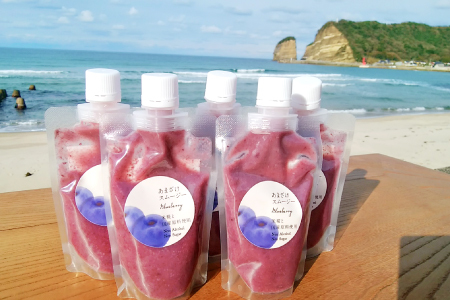 中木屋本店のあまざけ&ブルーベリースムージー【甘酒 ノンアルコール 300g 5個 スムージー 130g 2個 濃縮 米糀 甘み 発酵食品 甘味飲料 小分け 飲料 お味噌屋】