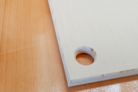 《通常サイズ》高級木材ベイヒバのまな板 1枚【まな板 1枚 天然木 手作り ベイヒバ ヒバ ひば 高級 抗菌 殺菌 防湿 防虫 木工雑貨 まないた キッチン 木製 シンプル ナチュラル ウッド 家庭用 贈答用 ギフト 母の日 父の日 島根県 大田市】