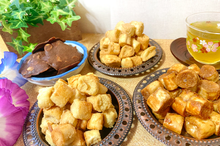 「うふふ♡」と「銀山チーゲル」