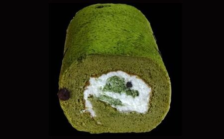 濃い抹茶ろーる【ロールケーキ 抹茶 大納言 大人 美味しい お茶屋 老舗 おやつ お菓子 スイーツ ケーキ 生クリーム ふわふわ 大粒 ギフト 贈り物 おもてなし ご自宅用 島根県 安来市】【価格変更】
