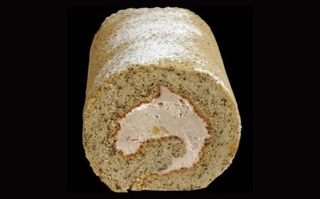 栗乃ほうじ茶ろーる【ロールケーキ ほうじ茶 栗 モンブラン 大人 美味しい 老舗 おやつ お菓子 スイーツ ケーキ 生クリーム 和スイーツ 和 ふわふわ ギフト 贈り物 おもてなし ご自宅用 島根県 安来市】【価格変更】