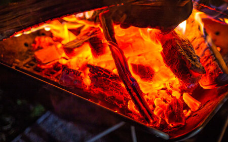 薪 40cm×20kg 乾燥薪 ナラ・クヌギ・樫 キャンプ 暖炉 焚き火[AIBL007]