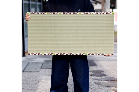 4分の1サイズの畳 コーヒー豆柄【畳 たたみ おしゃれ コンパクト 置き畳 壁掛け インテリア 数量限定 国産天然素材 和モダン 和風 和インテイリア 家具 マット 吸湿作用 ベビー T1/4=T-Quarter】