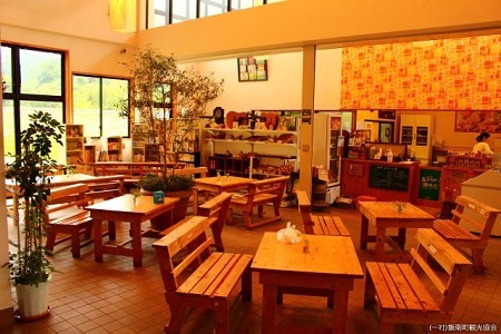 海と山のコラボアイスセット（６個）【 アイスクリーム 食べ比べ カップアイス 6個入 ミルク キャラメル セット 詰め合わせ 贈り物 贈答 プレゼント 人気 アイス あいすくりーむ 手作り フレッシュミルク 焼きいも バニラ 抹茶 藻塩ヨーグルト 】Ａ-20