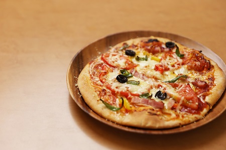 地元野菜がたっぷり！自家製ピザおまかせ３枚セット【冷凍 簡単調理  pizza 総菜 野菜 特製 自宅用 トースター ピザ A-170】