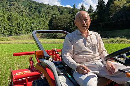 山間の清流を引き込んだ田んぼで作った「きぬむすめ玄米」5kg(令和7年)【1573255】