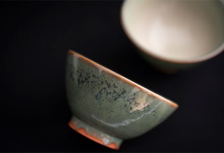 【青山窯】深い緑の錆浅葱色が美しい綾焼き(飯碗2個セット)【1236772】