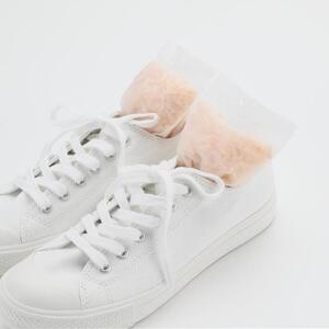 天然ヒノキの消臭・除湿剤 20個入り くりかえし使える 衣類消臭剤 衣類除湿剤 除湿剤 消臭剤 調湿 国産ヒノキ おがくず 無添加 天然素材 タンス 引き出し 靴箱 押し入れ 靴 ブーツ 湿気対策 クローゼット 衣装ケース 衣類 収納 セーター 湿気取り 吊り下げ 衣替え kitoen(木と縁)