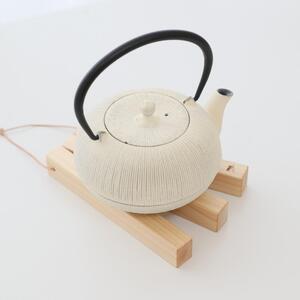 木製 鍋敷き  天然木 無垢材 耐熱  キッチン用品  ヒノキ  日本製  kitoen（木と縁）