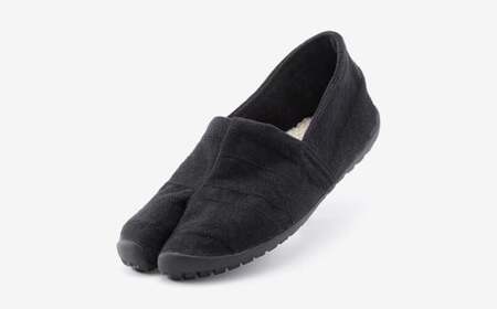 足袋型シューズ『たびりら』カラー：烏城【26.0cm】【倉敷市産 国産 靴 くつ シューズ 足袋型コンフォートシューズ 足袋シューズ 足袋 軽い 綿100％ 岡山県 倉敷市 おすすめ 人気】 9,800円