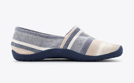 足袋型コンフォート『たびりら』カラー：海【22.5cm】【倉敷市産 国産 靴 くつ シューズ 足袋型コンフォートシューズ 足袋シューズ 足袋 軽い 綿100％ 岡山県 倉敷市 おすすめ 人気】